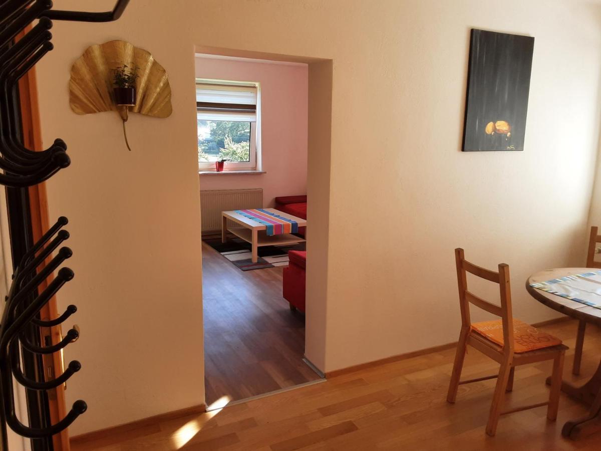 Apartment - Ferienwohnung 2 Treffen Am Ossiachersee Eksteriør bilde