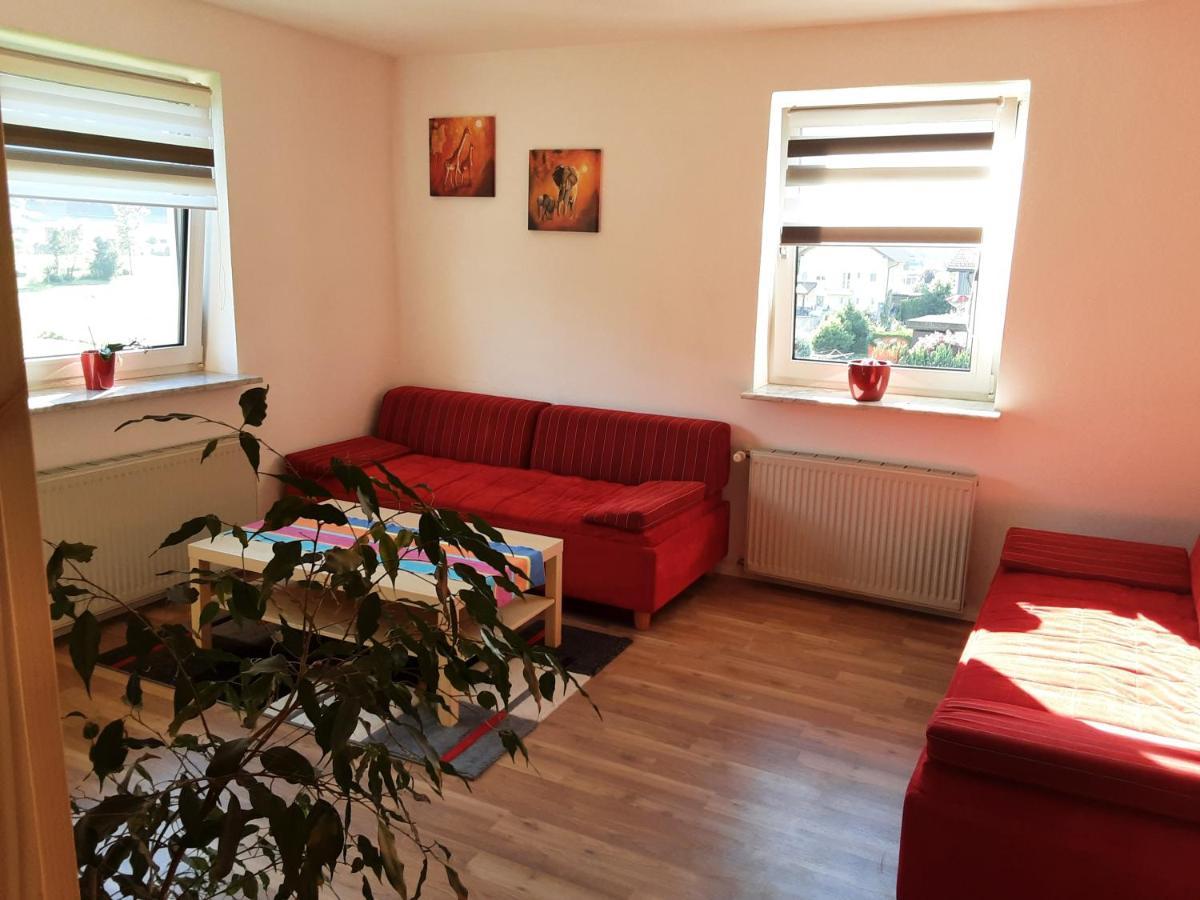 Apartment - Ferienwohnung 2 Treffen Am Ossiachersee Eksteriør bilde